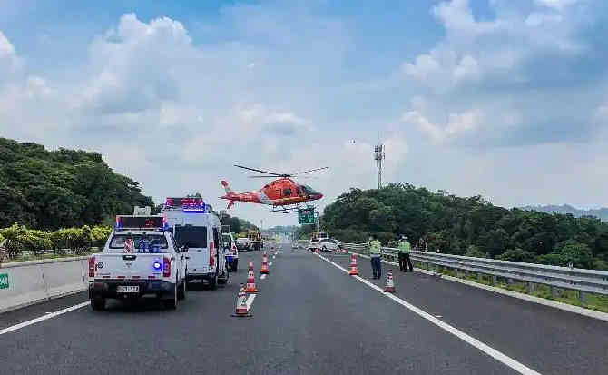 龙里高速公路汽车救援案例